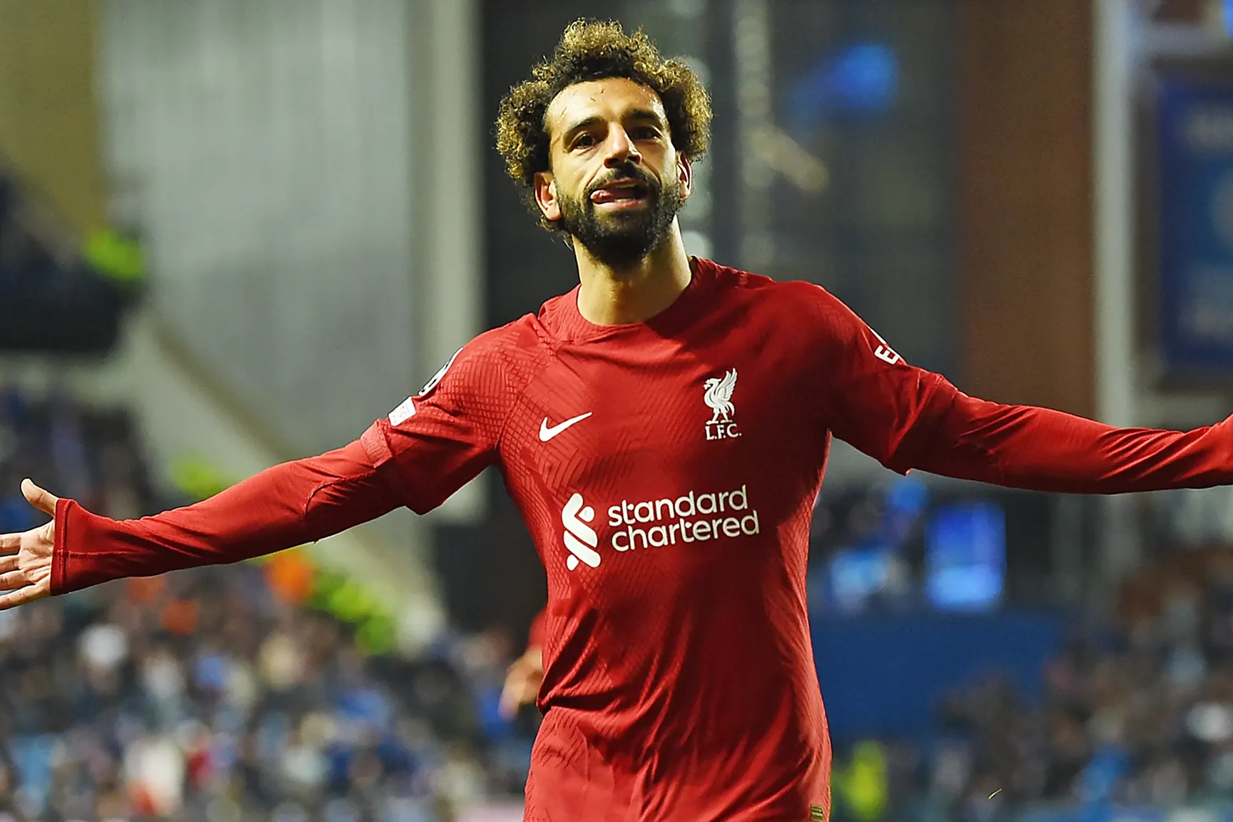 莱万多夫斯基新星晋级下一阶段表现突出，利物浦前途光明！(莱万多夫斯基续约)