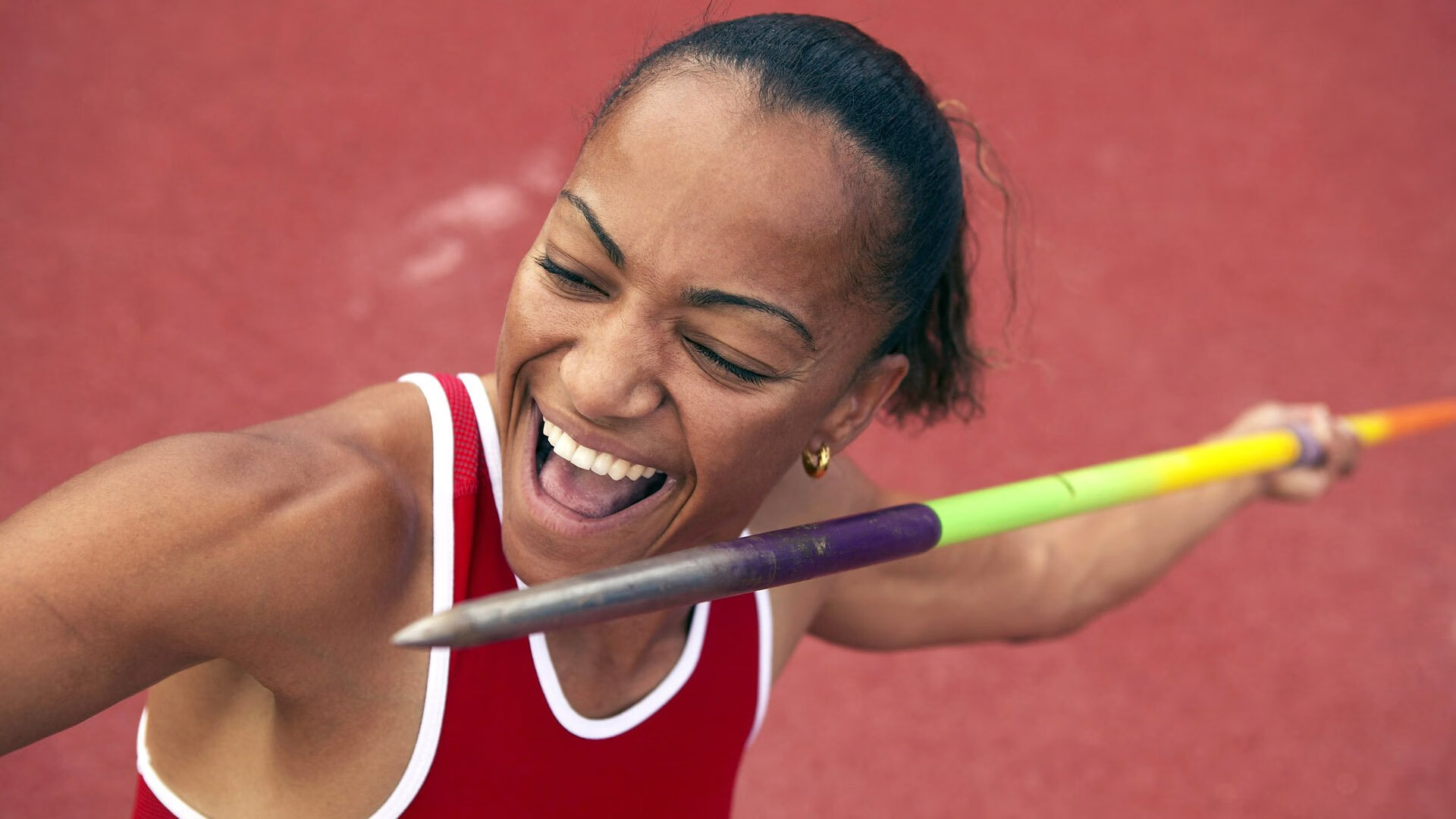 掘金新规震动体坛！C罗失利宣言背后的破局野心