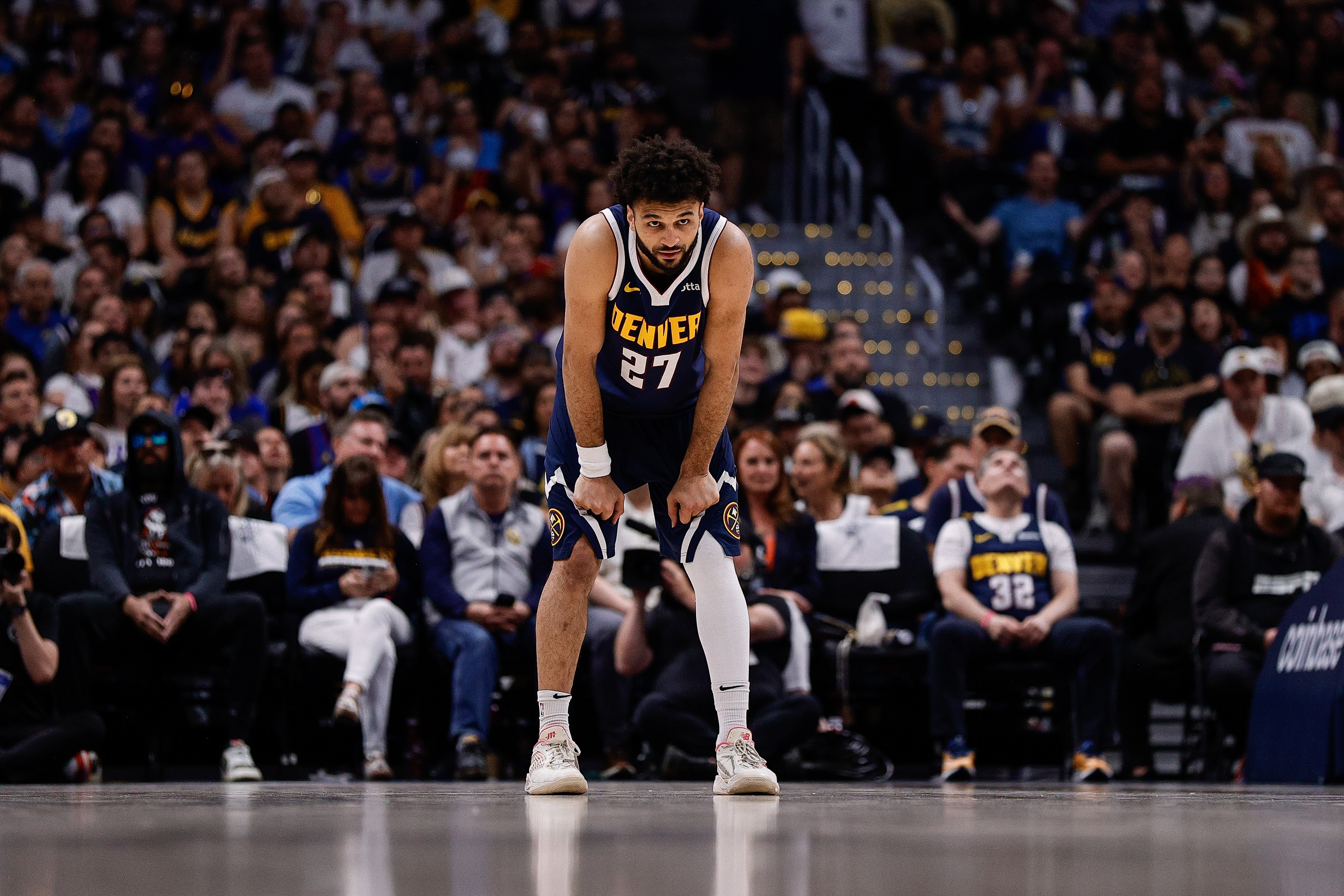 穆雷重返赛场,败北首场状态出色,MAD观众沸腾! 穆雷重返赛场,败北首场状态出色,MAD观众沸腾!