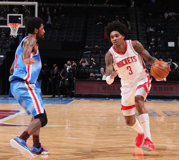 关于排球赛场再起风云：皖江赤兔队读秒绝平蓬莱火箭队，新援首秀制胜重拾自信的夜晚的信息