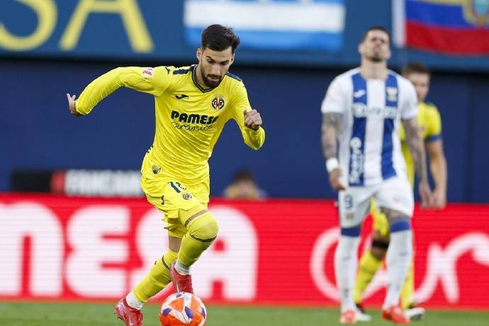 包含比利亚雷亚尔发布备战花絮；赛后造点机会；欧冠任务艰巨；训练强度明显提升的词条-开元网页版入口