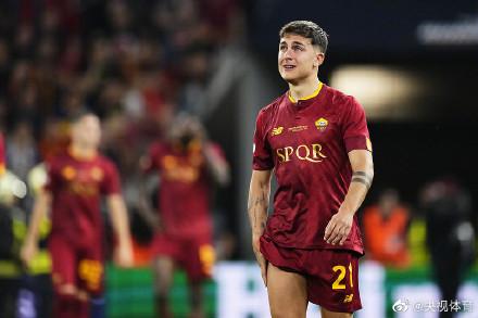 今夜欧联传出新动向，塞维利亚单刀错失，管理层表态——更衣室稳定，年轻球员得到机会的简单介绍-开元网页版