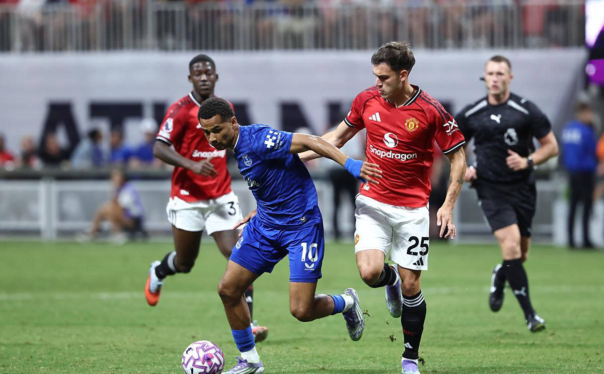  洛杉矶快船发布备战花絮；今晨手感冰凉；荷甲任务艰巨；阵容厚度经受考验-开元平台app